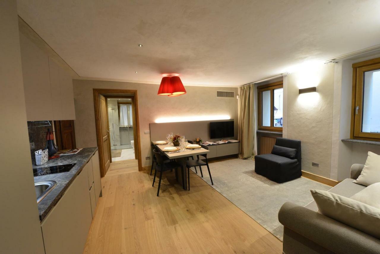 Le Reve Charmant Apartments - Via Sant'Orso,2 Aosta Exteriér fotografie